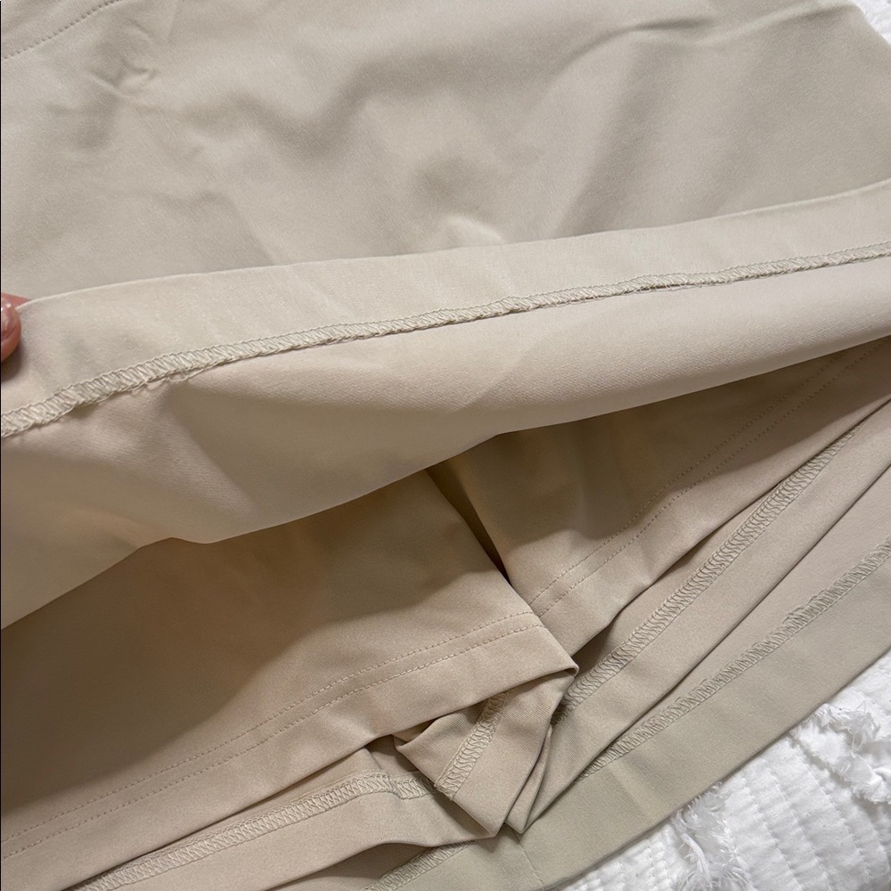 Lady Hagen Mini Skort in Light Beige - Picture 4 of 6
